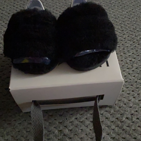 Baby UGG slippers - Picture 2 of 6